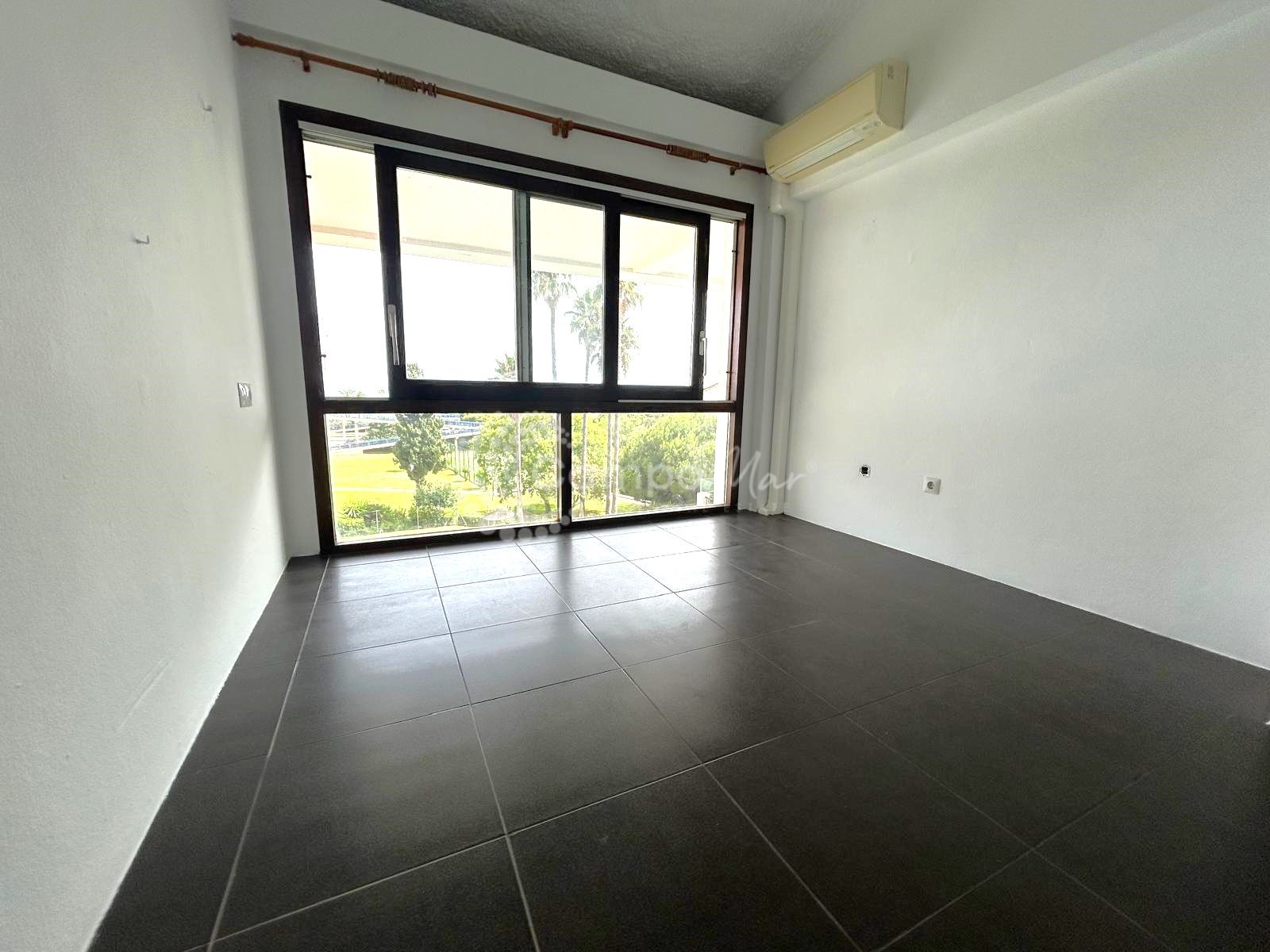 Duplex en Bahia Dorada, Estepona