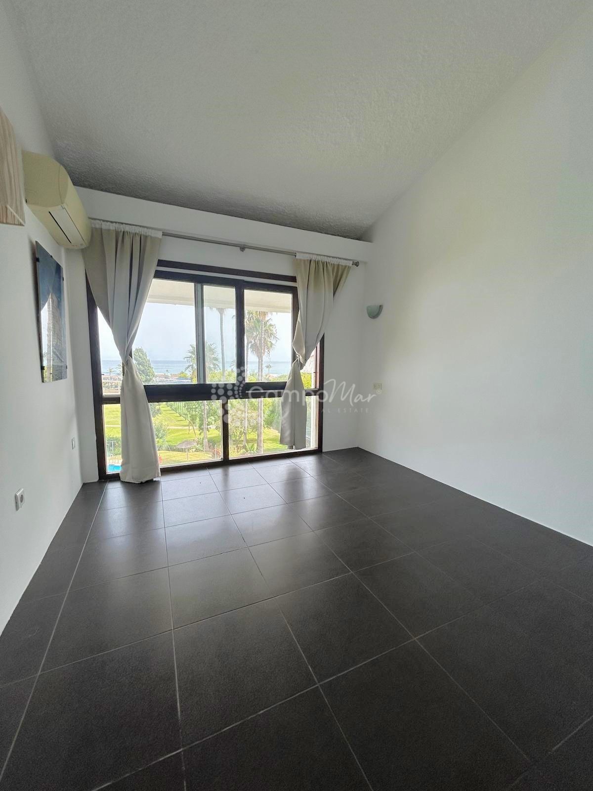 Duplex en Bahia Dorada, Estepona
