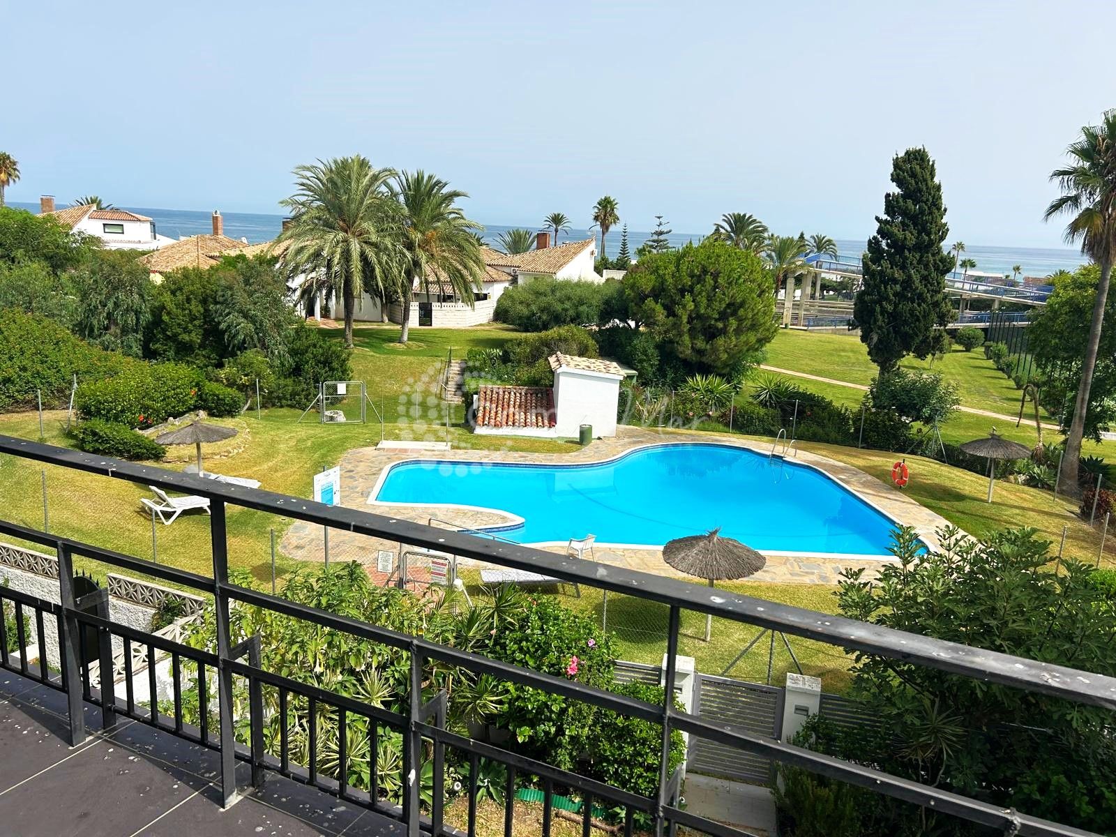 Duplex en Bahia Dorada, Estepona