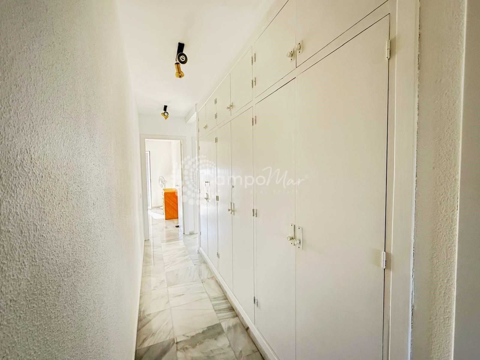 Apartment in Seghers, Estepona