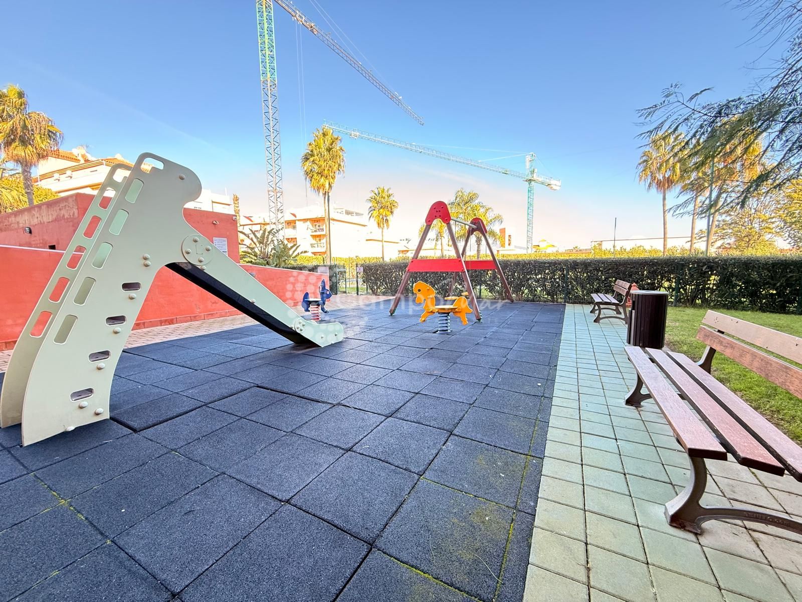 Ground Floor Apartment in Estepona Town, Estepona