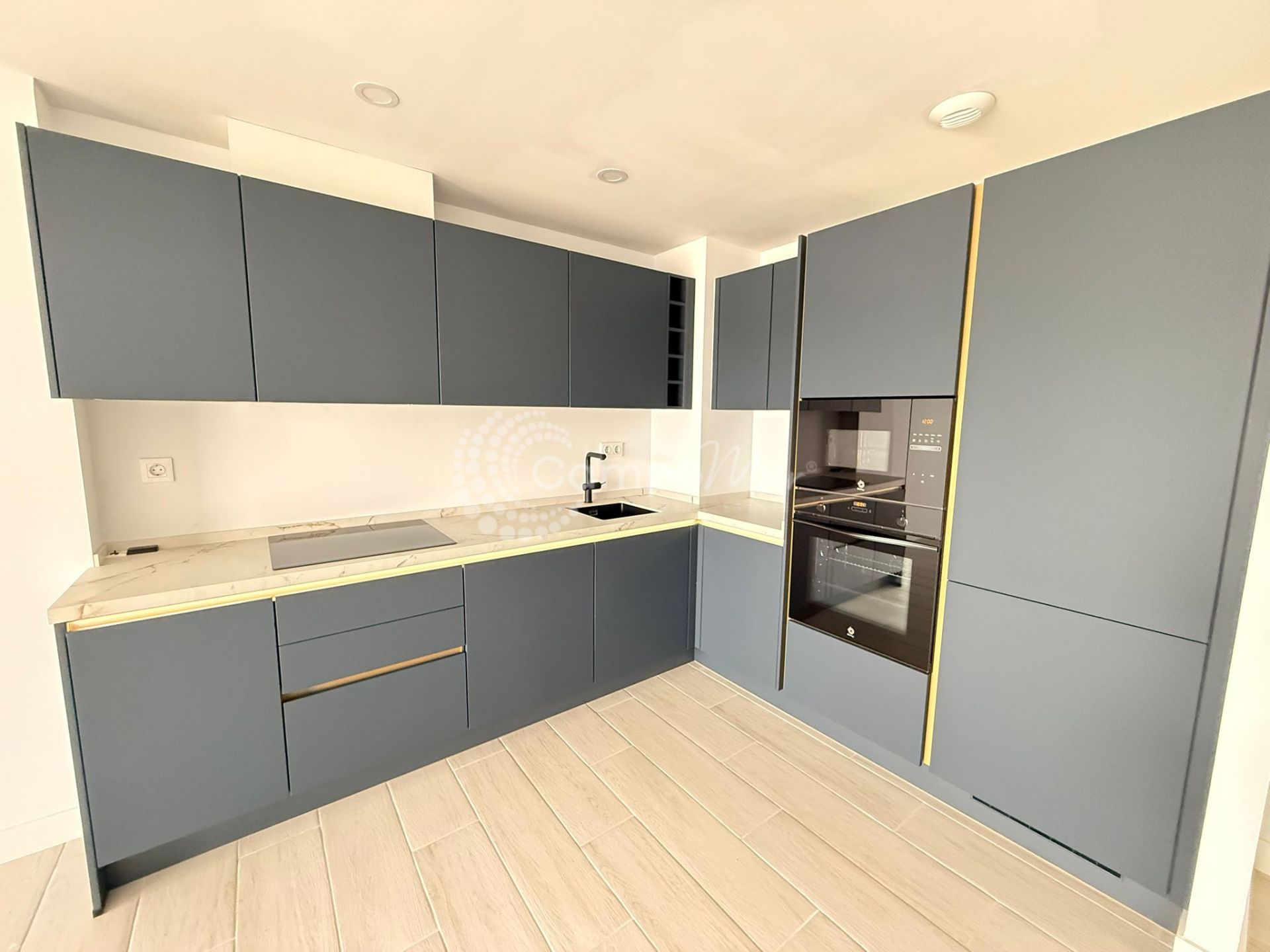 Apartment in Estepona Town, Estepona