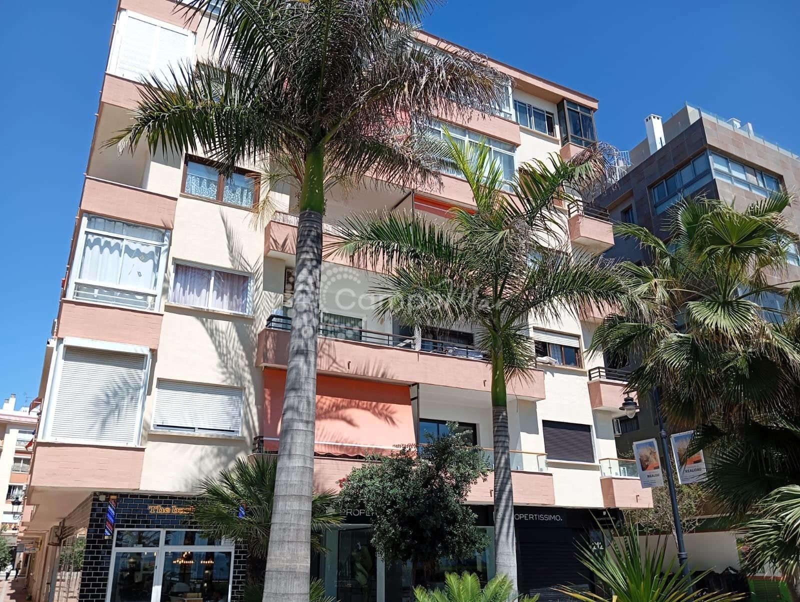 Apartment in Estepona Town, Estepona