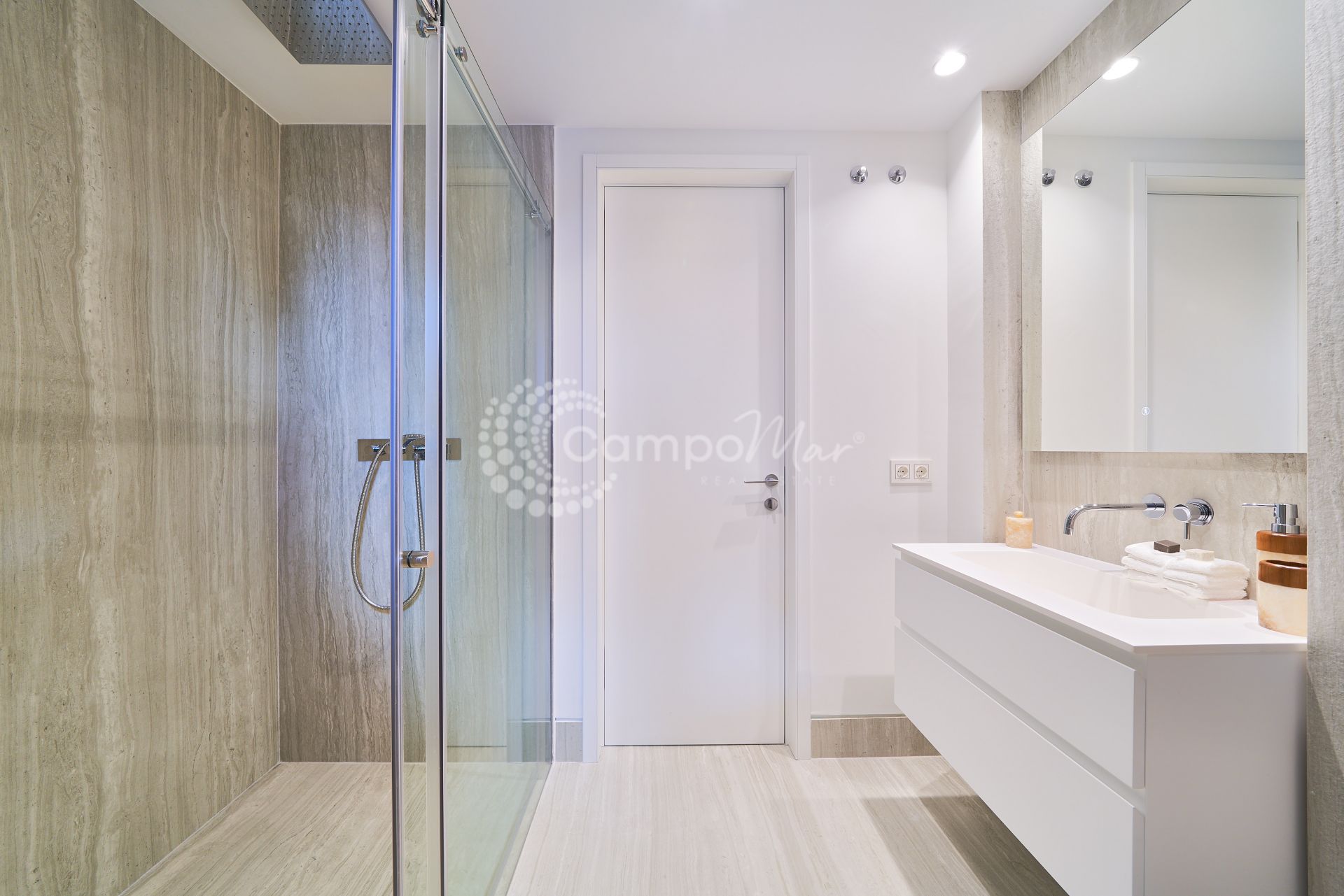 Apartment in Estepona West, Estepona