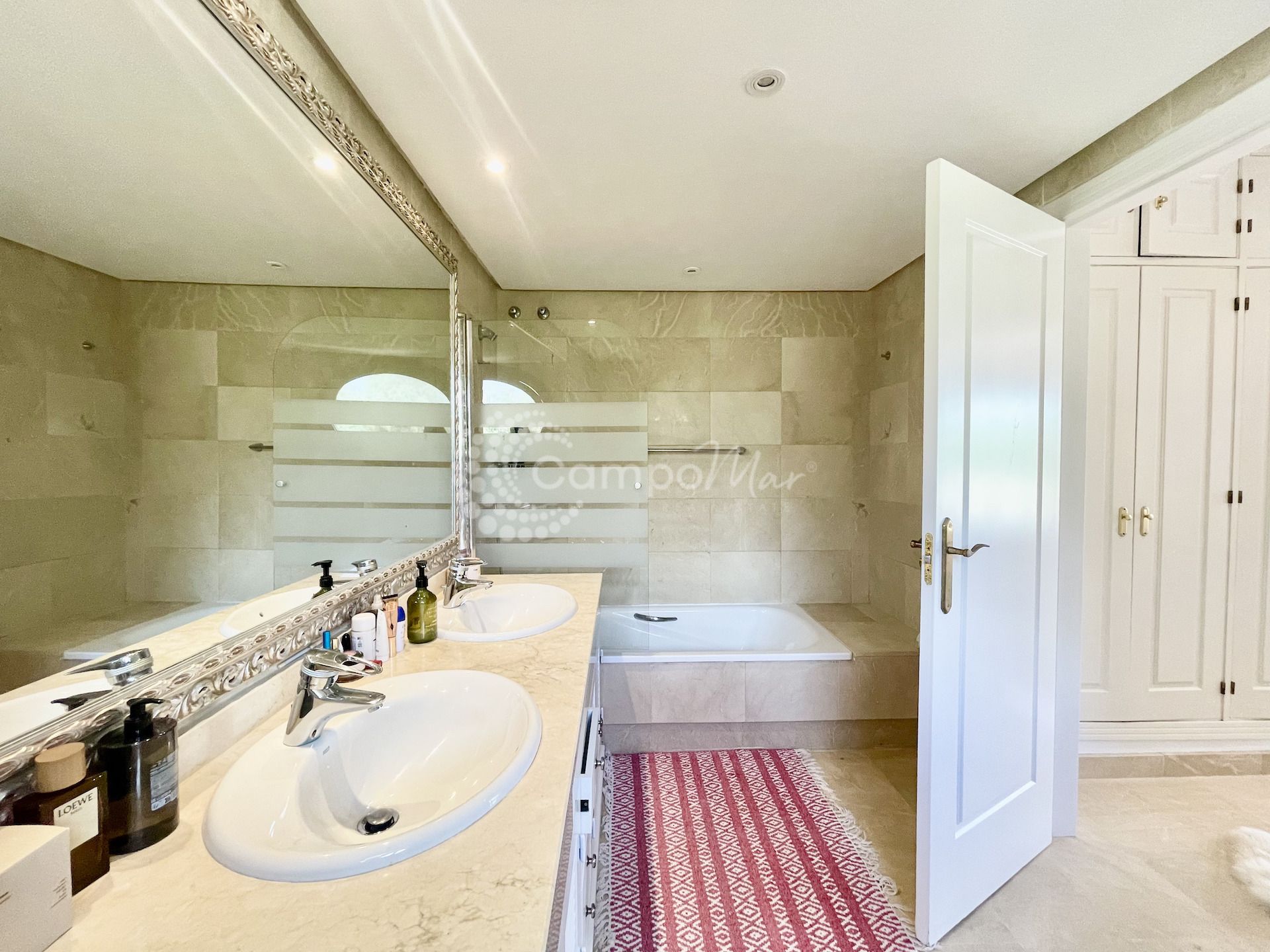 Semi Detached House in Sotogolf, Sotogrande