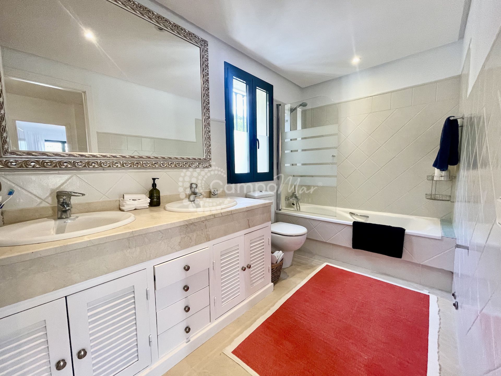 Semi Detached House in Sotogolf, Sotogrande