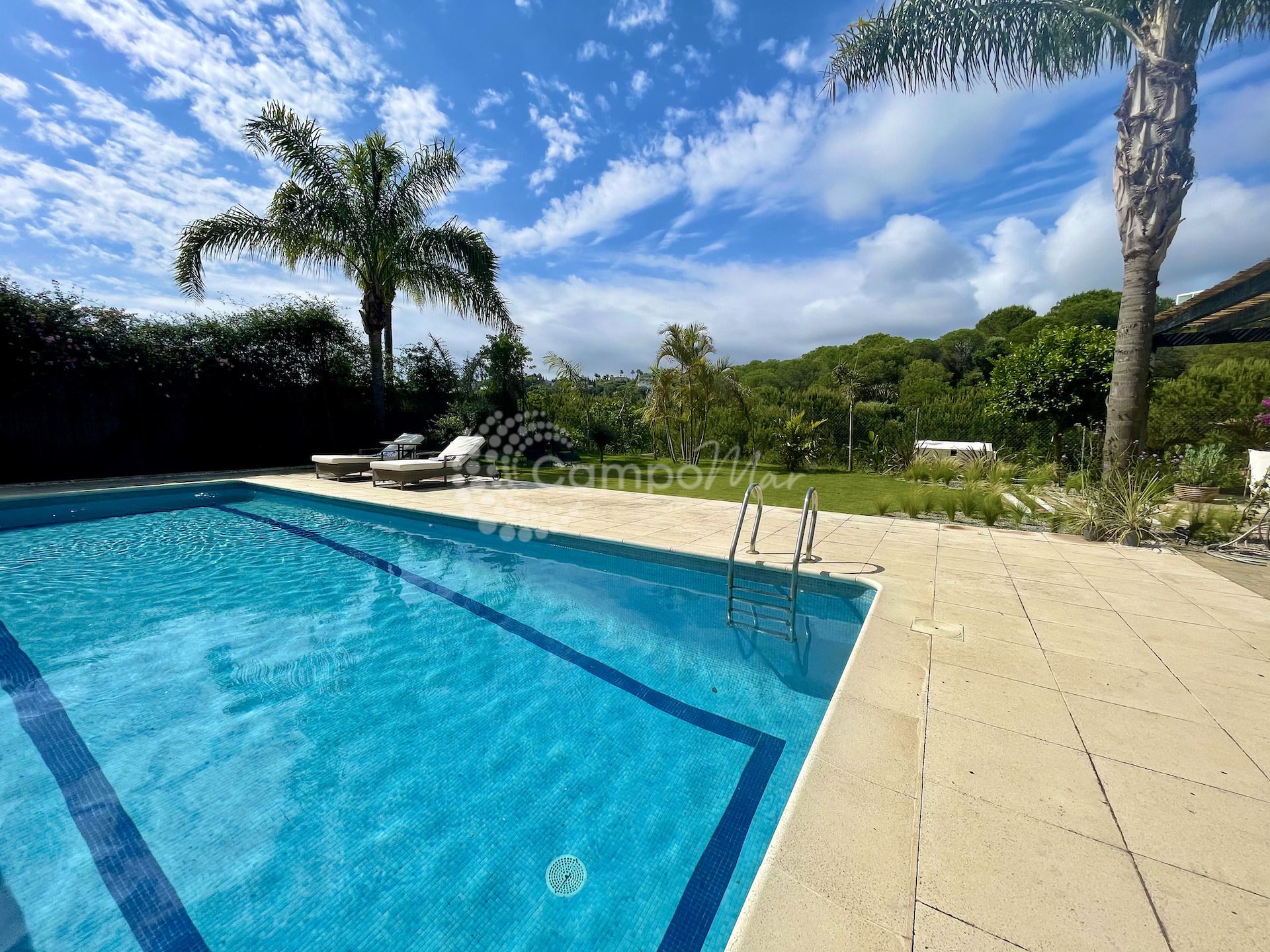 Semi Detached House in Sotogolf, Sotogrande