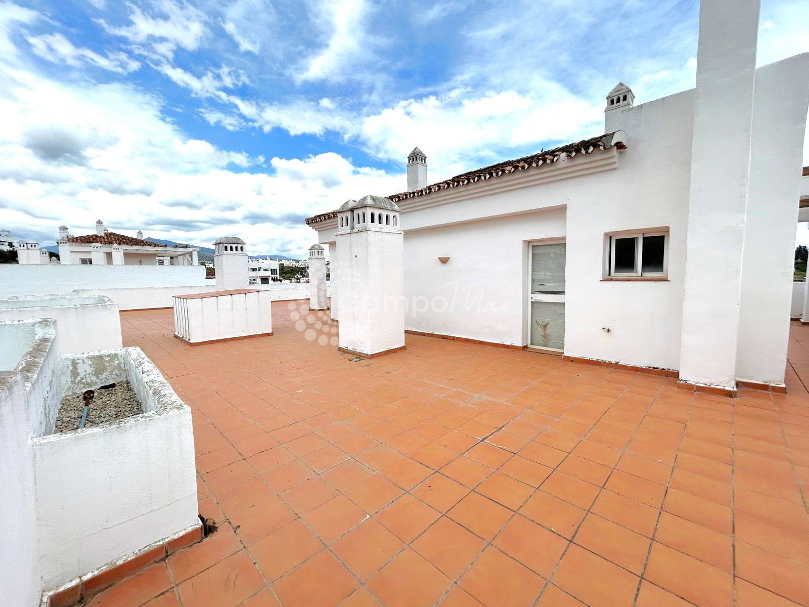 Duplex Penthouse in Selwo, Estepona