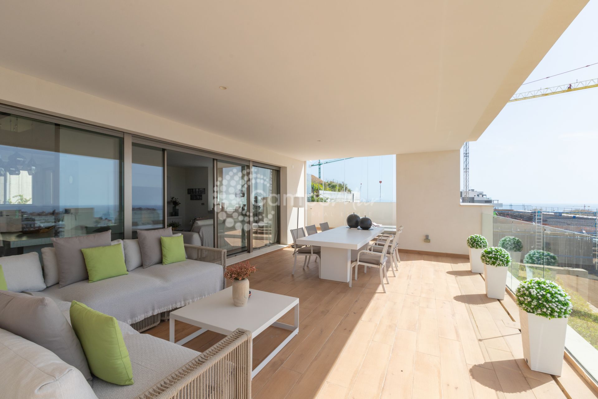 Apartment in Las Mesas, Estepona