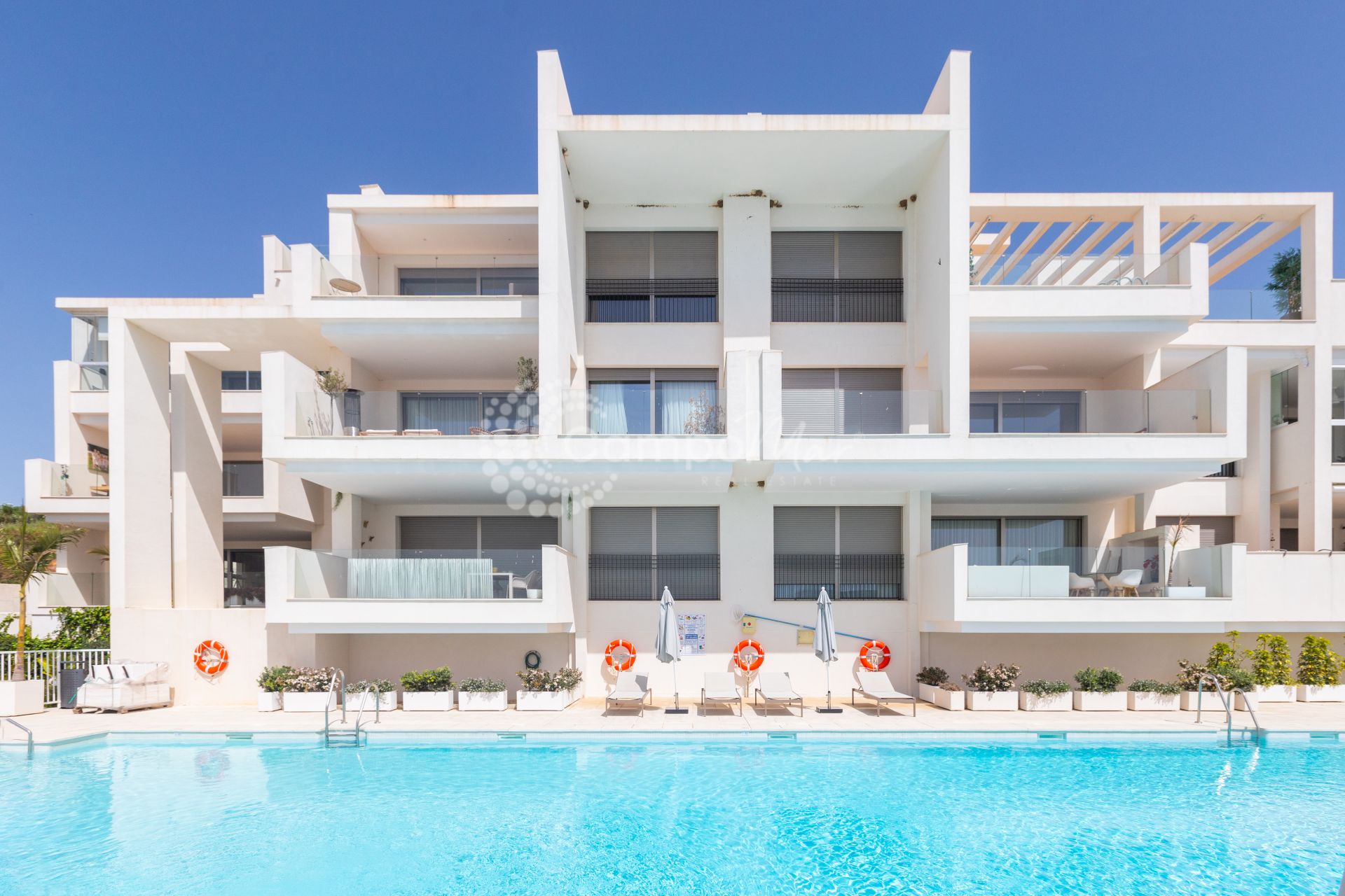 Apartment in Las Mesas, Estepona