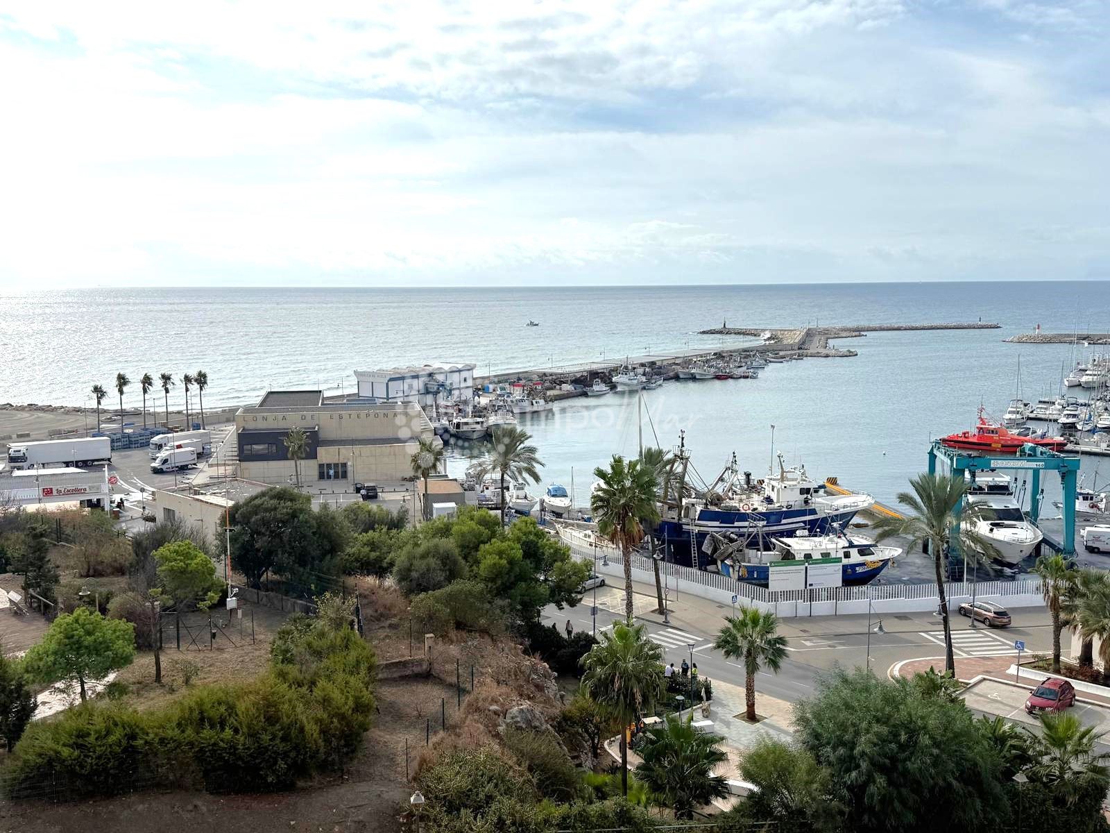 Apartamento en Estepona Puerto, Estepona