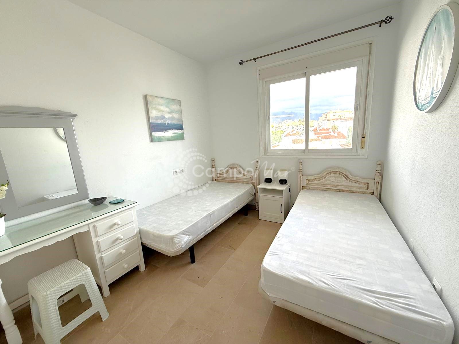 Apartamento en Estepona Puerto, Estepona