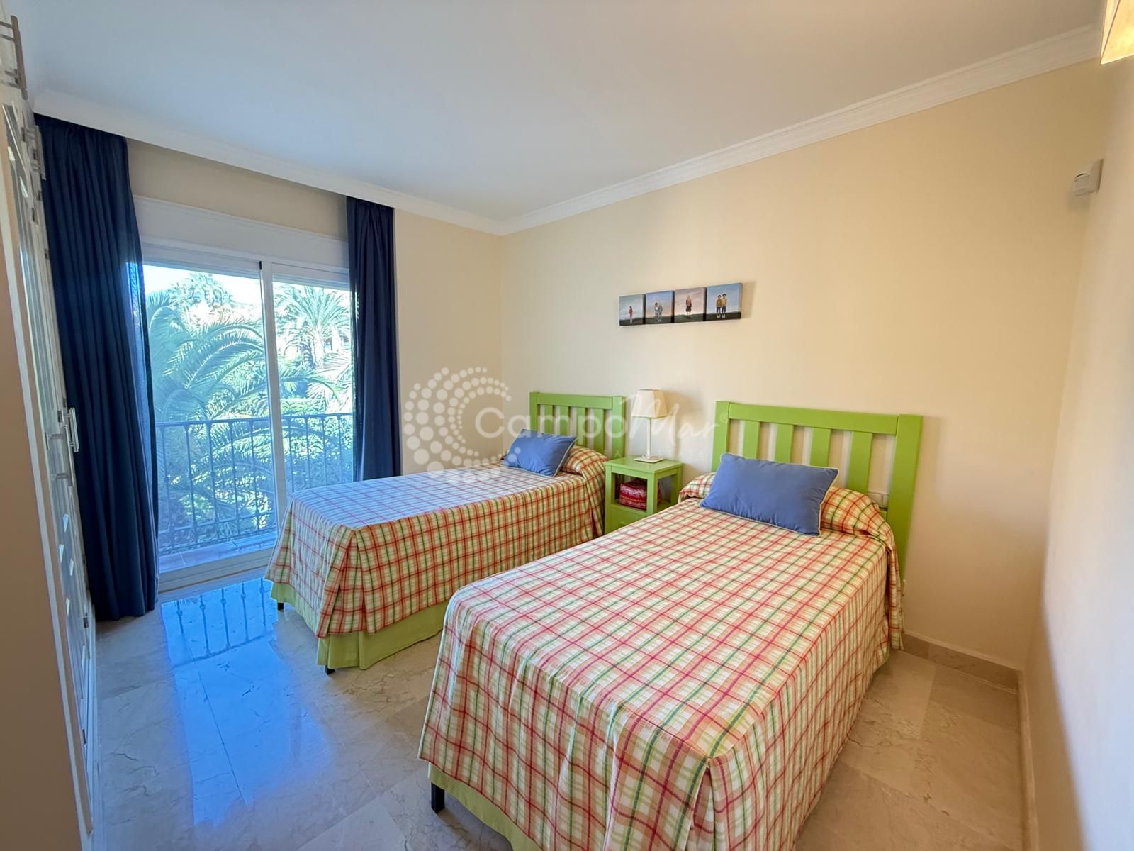 Apartment in Marques de Atalaya, Estepona