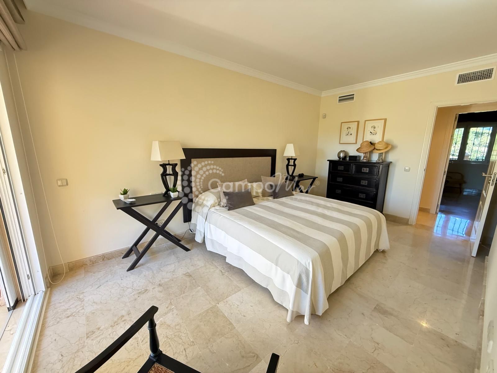Apartment in Marques de Atalaya, Estepona