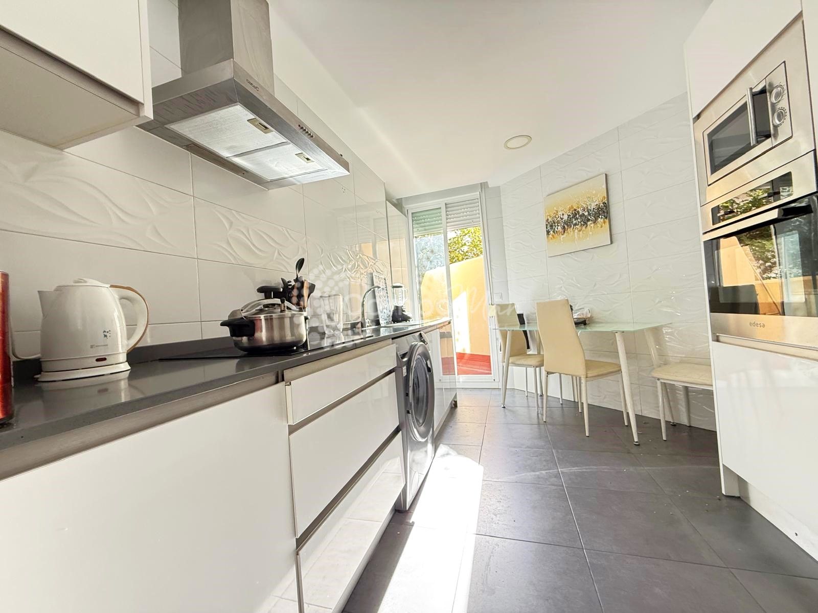 Apartment in Estepona Town, Estepona