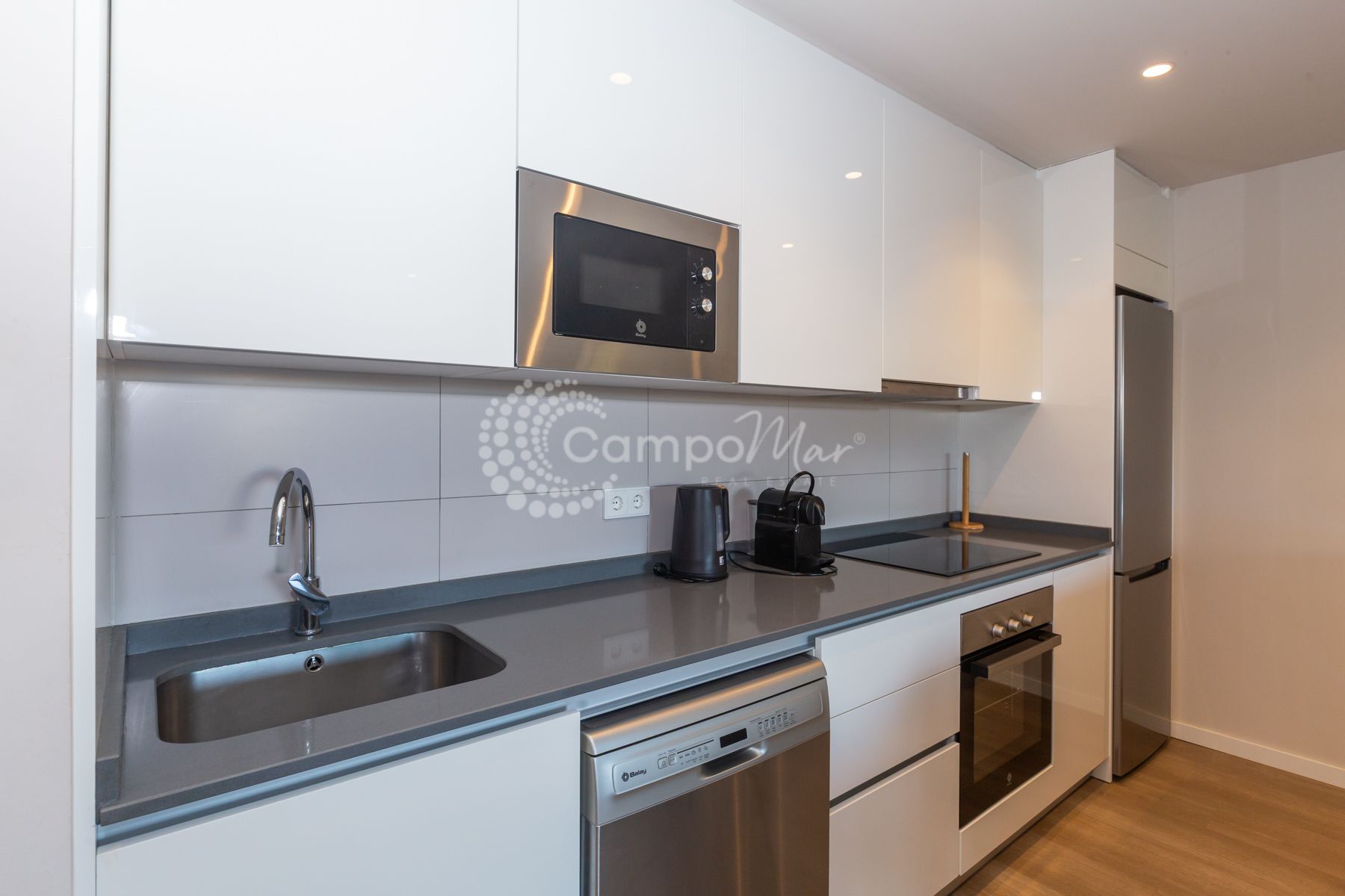 Flat in Avda de Andalucia - Sierra de Estepona, Estepona