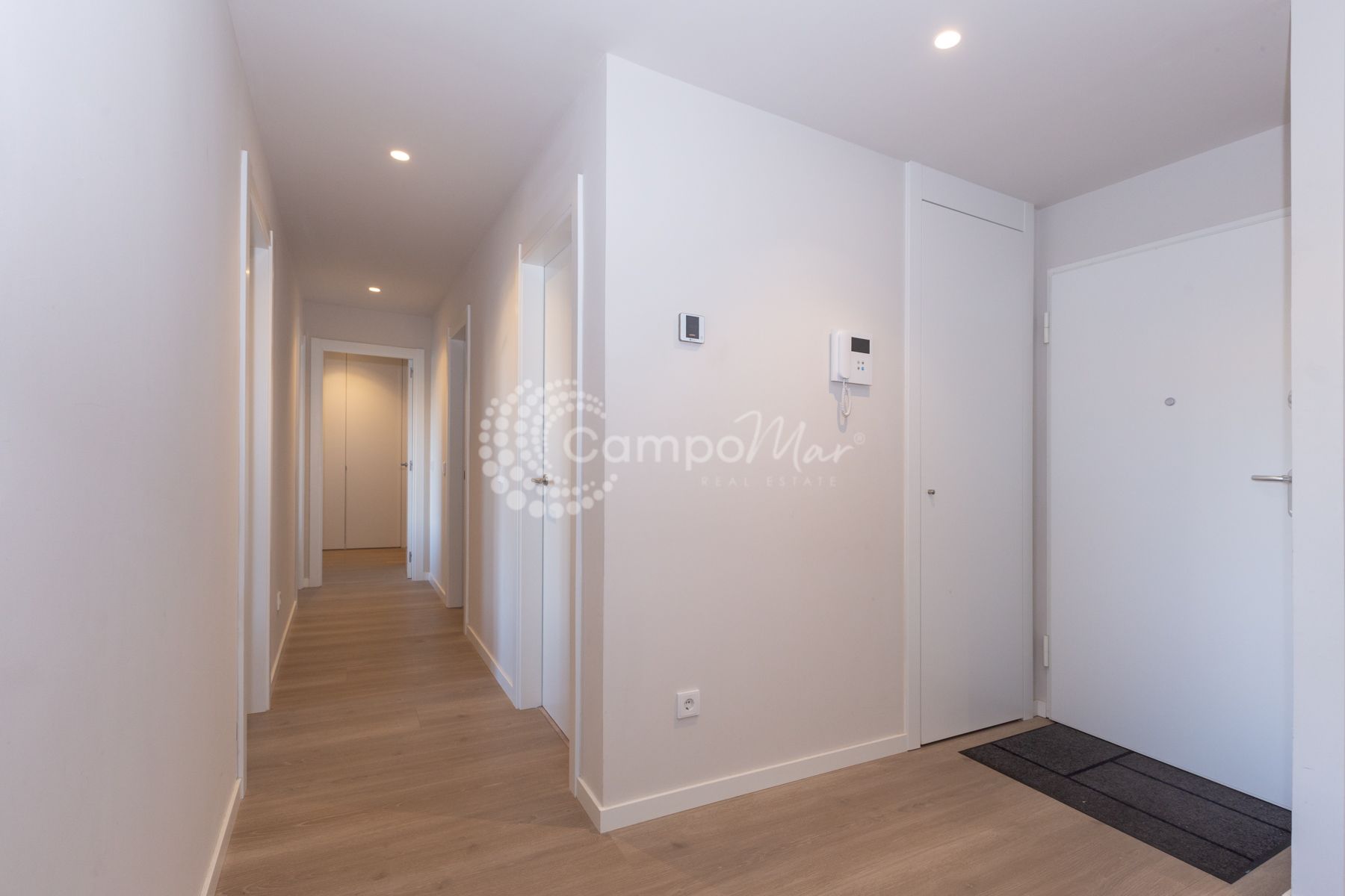 Flat in Avda de Andalucia - Sierra de Estepona, Estepona