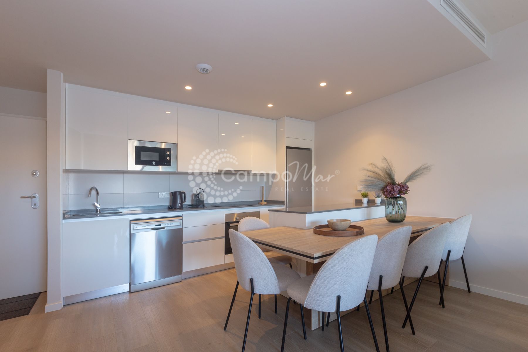 Flat in Avda de Andalucia - Sierra de Estepona, Estepona