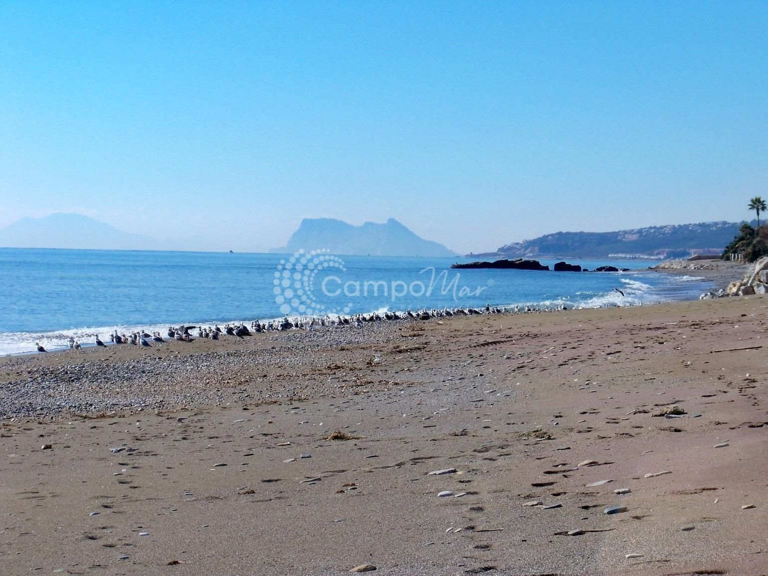 Duplex Penthouse in Playa del Moral, Estepona