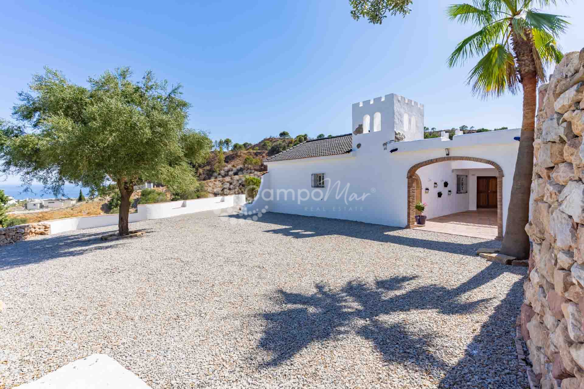 Country House in Los Reales - Sierra Estepona, Estepona