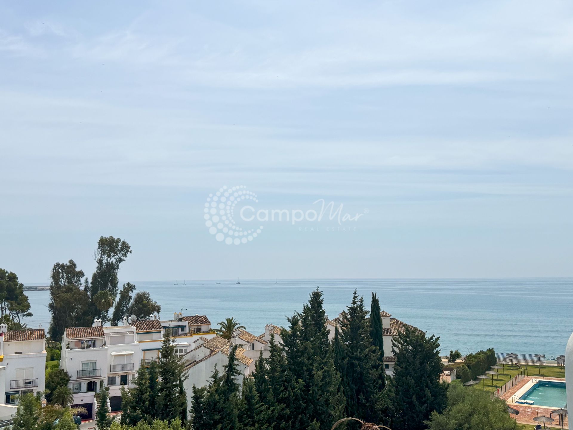 Apartment in Bahía de Estepona, Estepona