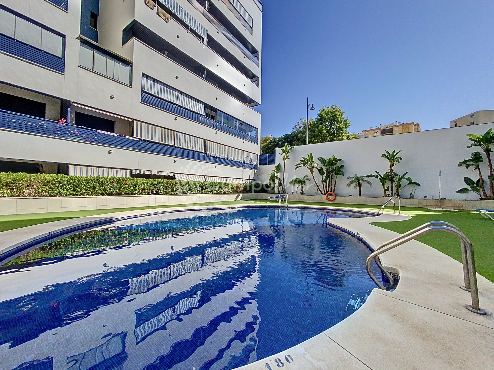 Apartment in Estepona Puerto, Estepona