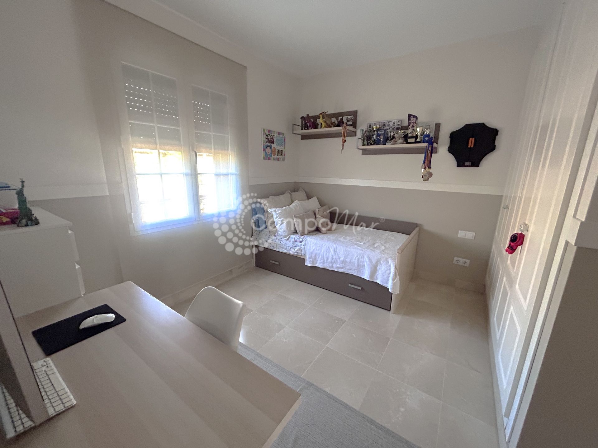 Semi Detached House in Seghers, Estepona