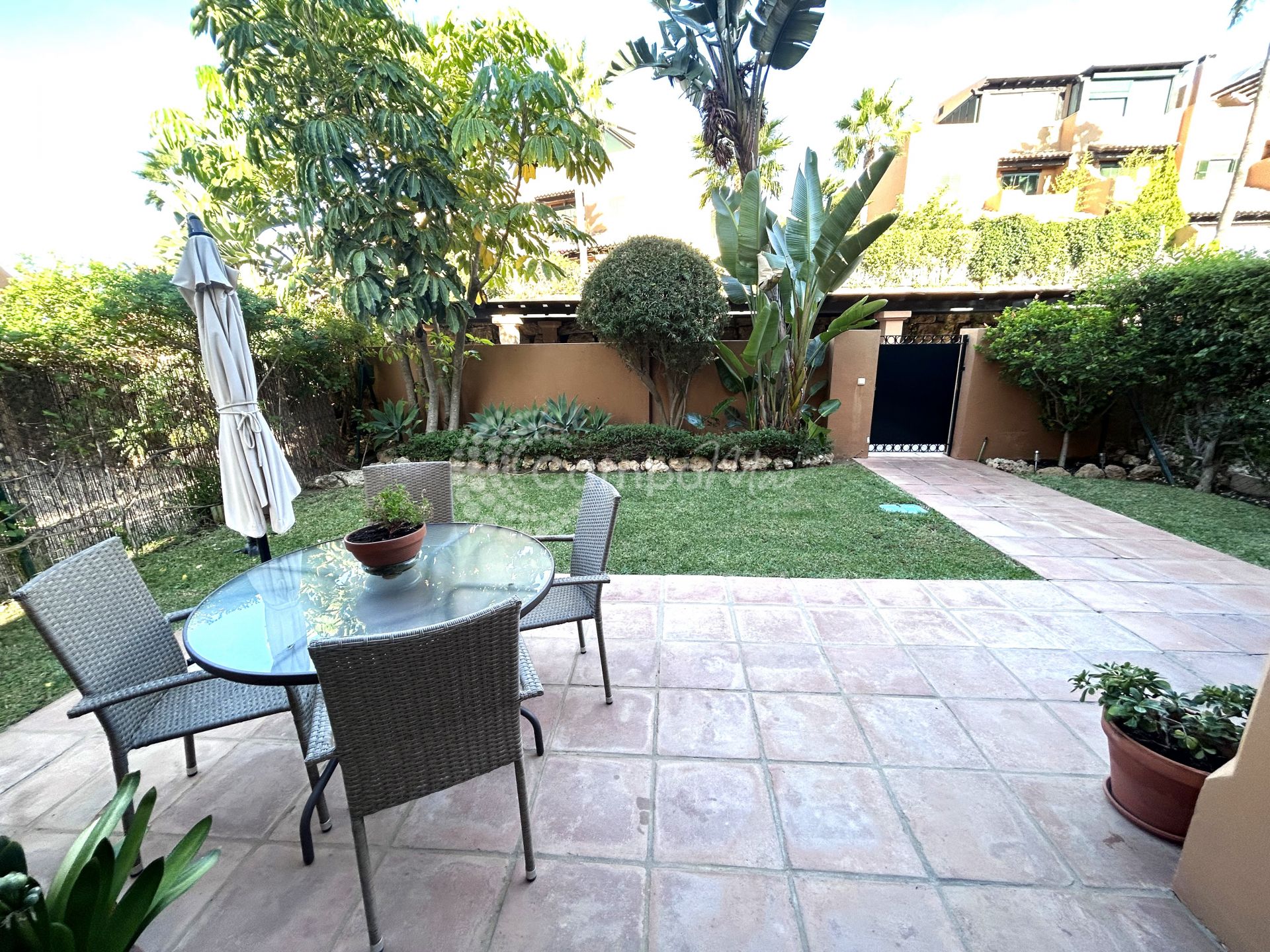 Semi Detached House in Seghers, Estepona