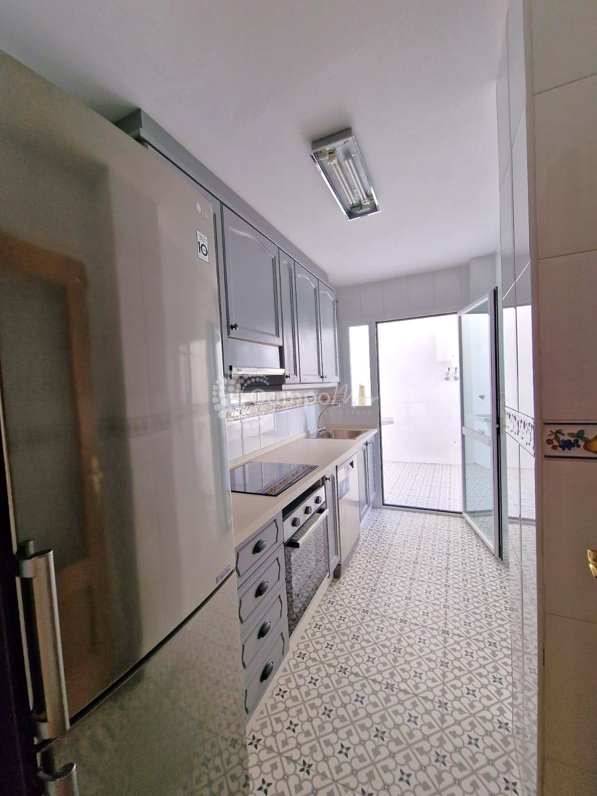 Atico Duplex en Estepona Town, Estepona