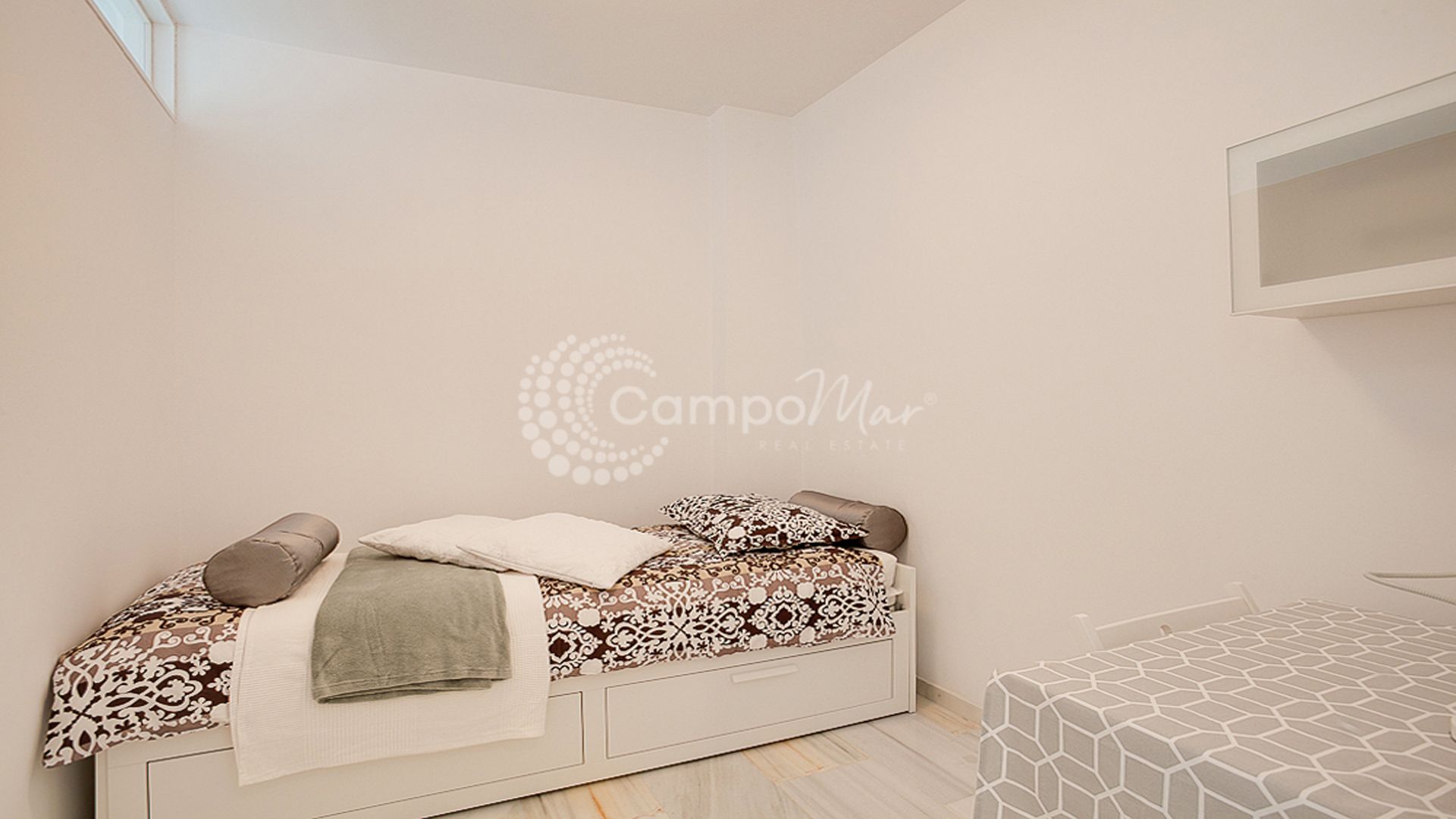 Apartamento en Bahía de Estepona, Estepona