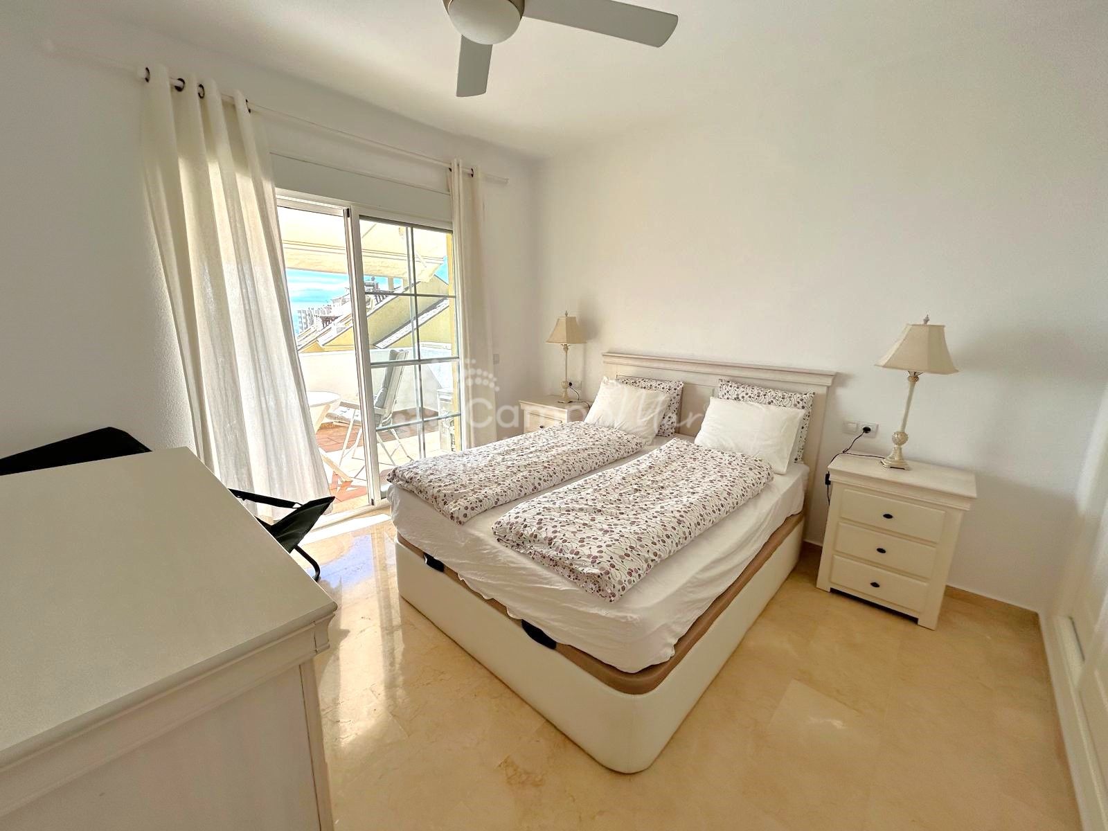 Apartment in Puerto Alto, Estepona