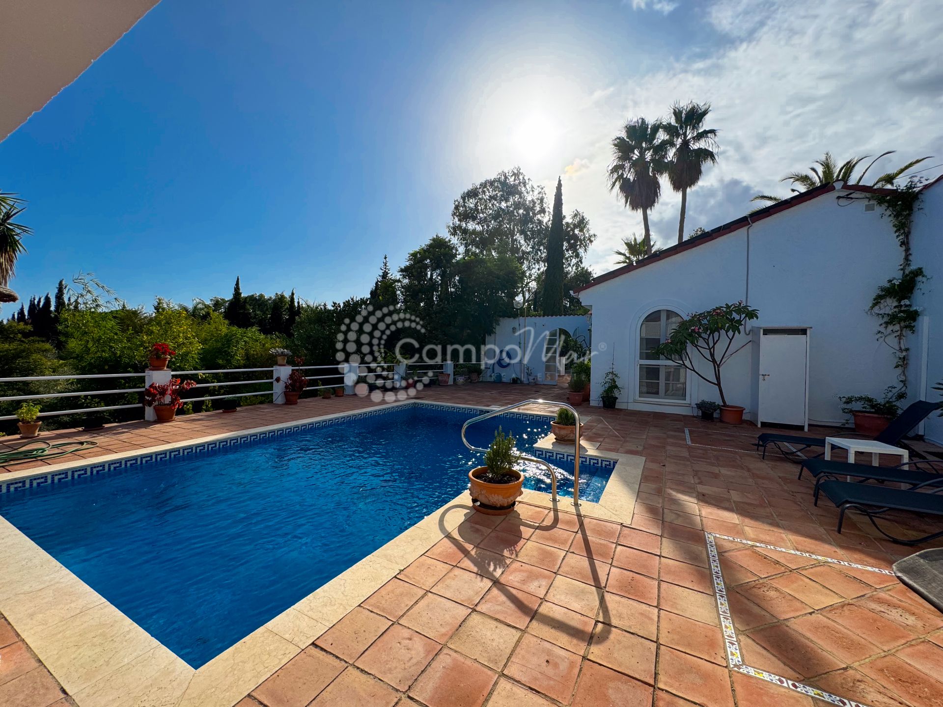 Country House in El Velerin, Estepona