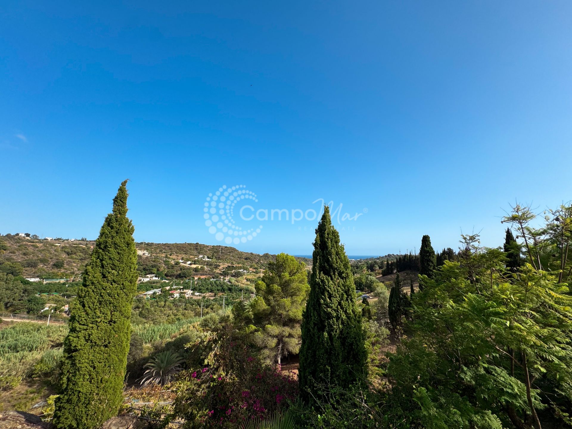 Country House in El Velerin, Estepona