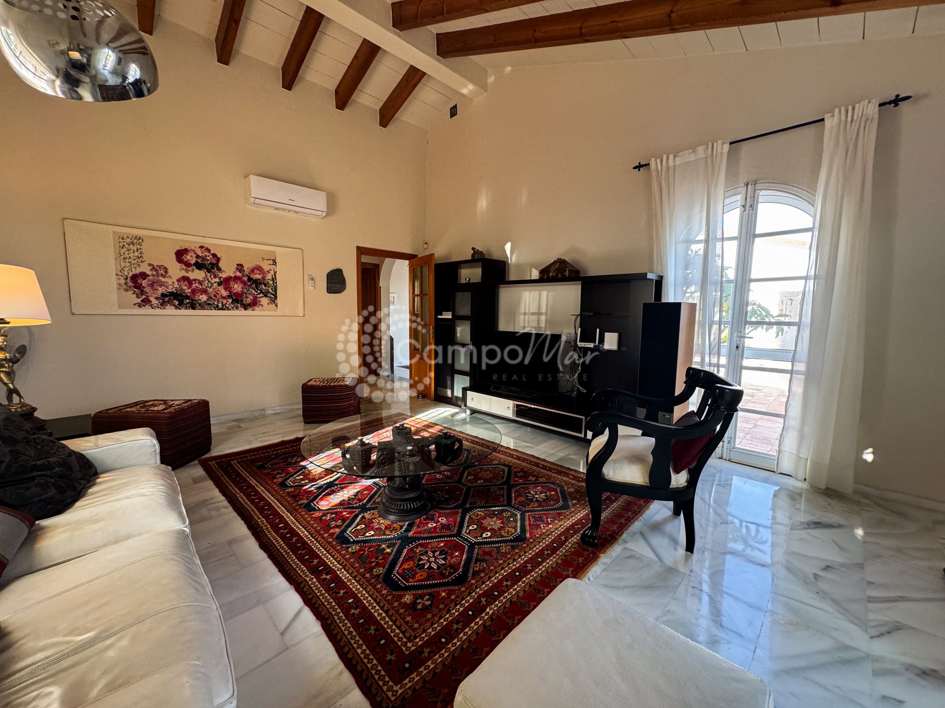 Country House in El Velerin, Estepona