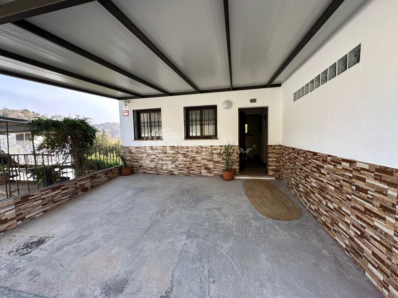 Country House in Estepona East, Estepona