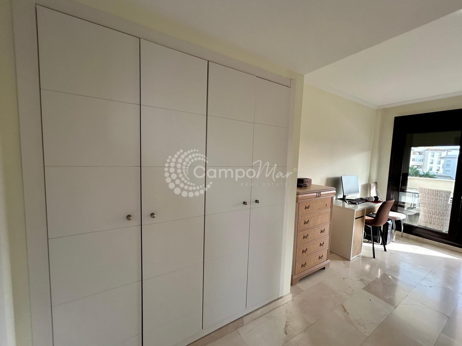 Apartment in Estepona Puerto, Estepona