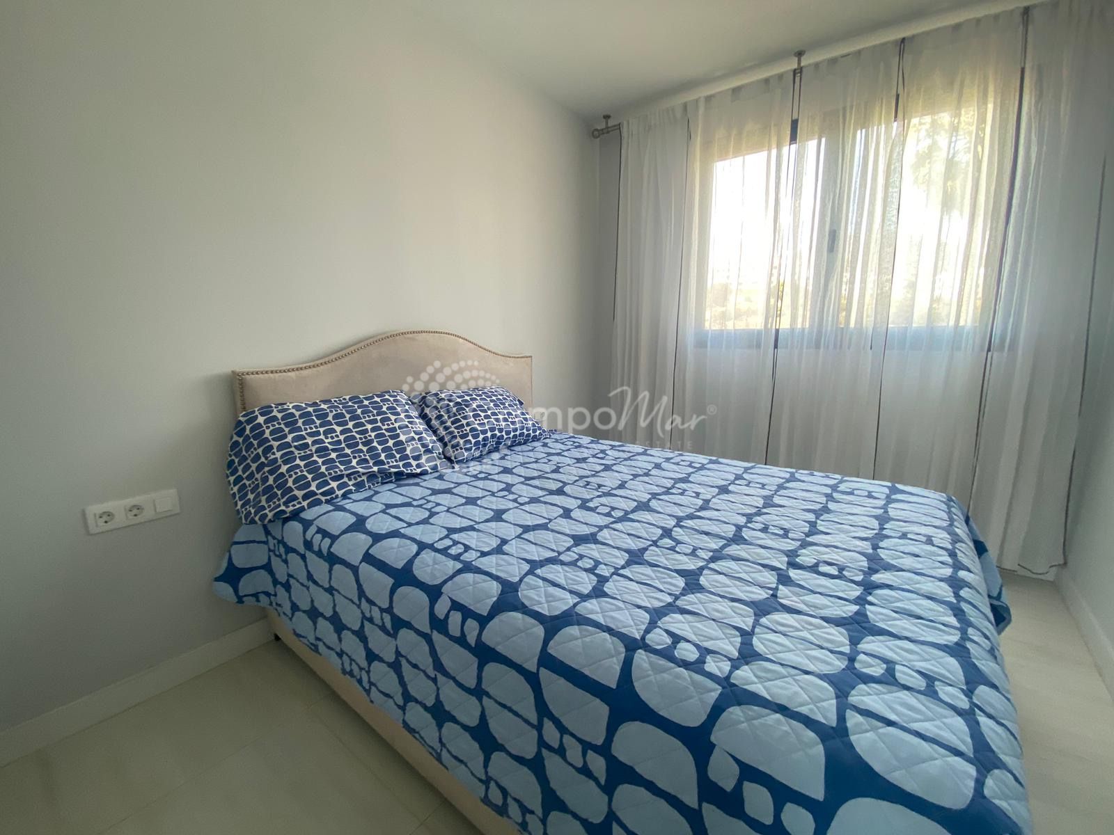 Apartment in Las Olas, Estepona