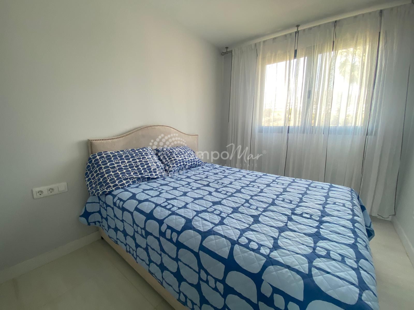 Apartment in Las Olas, Estepona