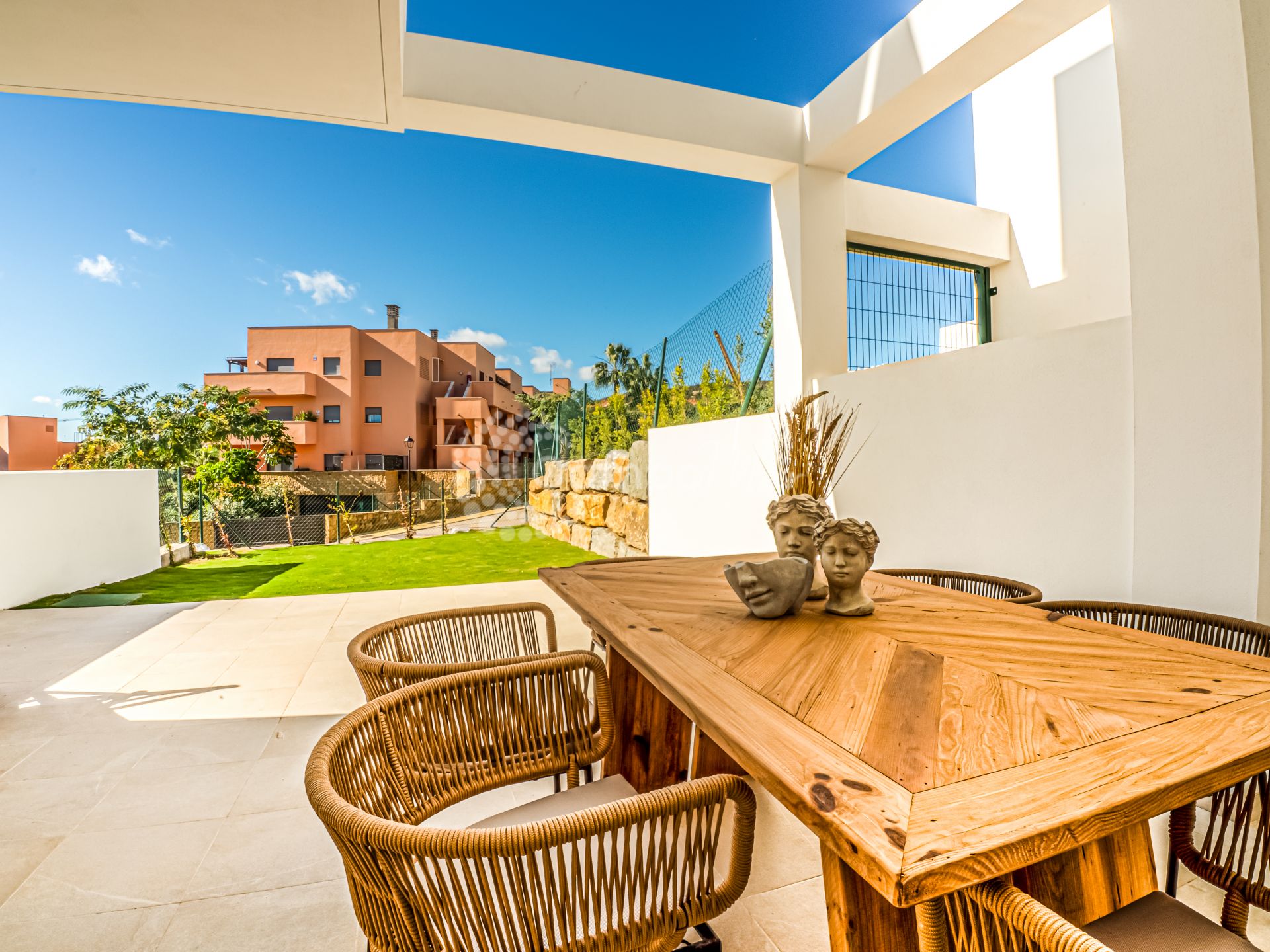 Town House in Bahia de las Rocas, Manilva