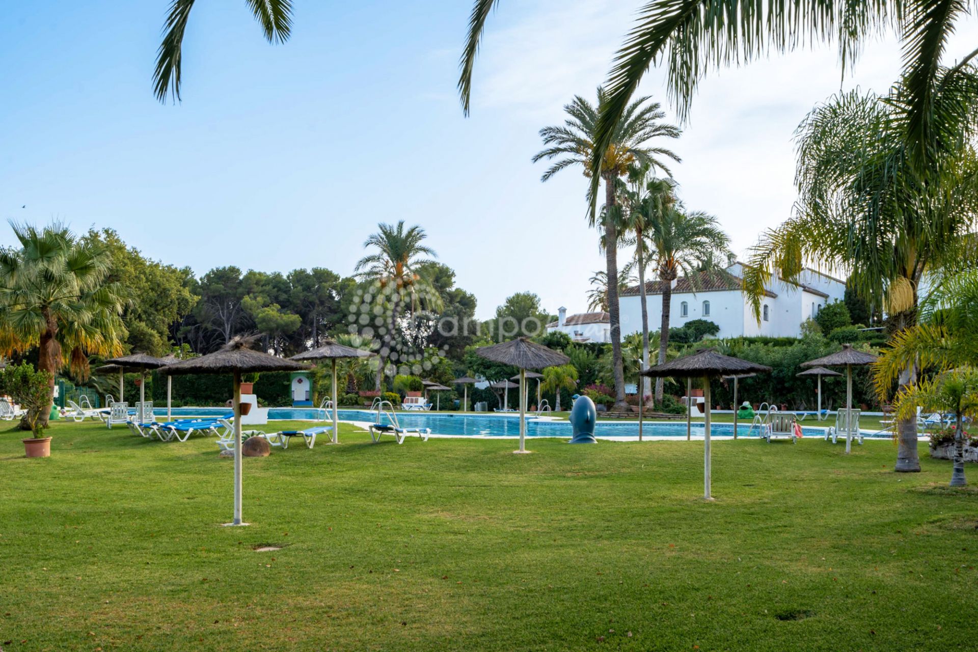 Casa en Benamara, Estepona