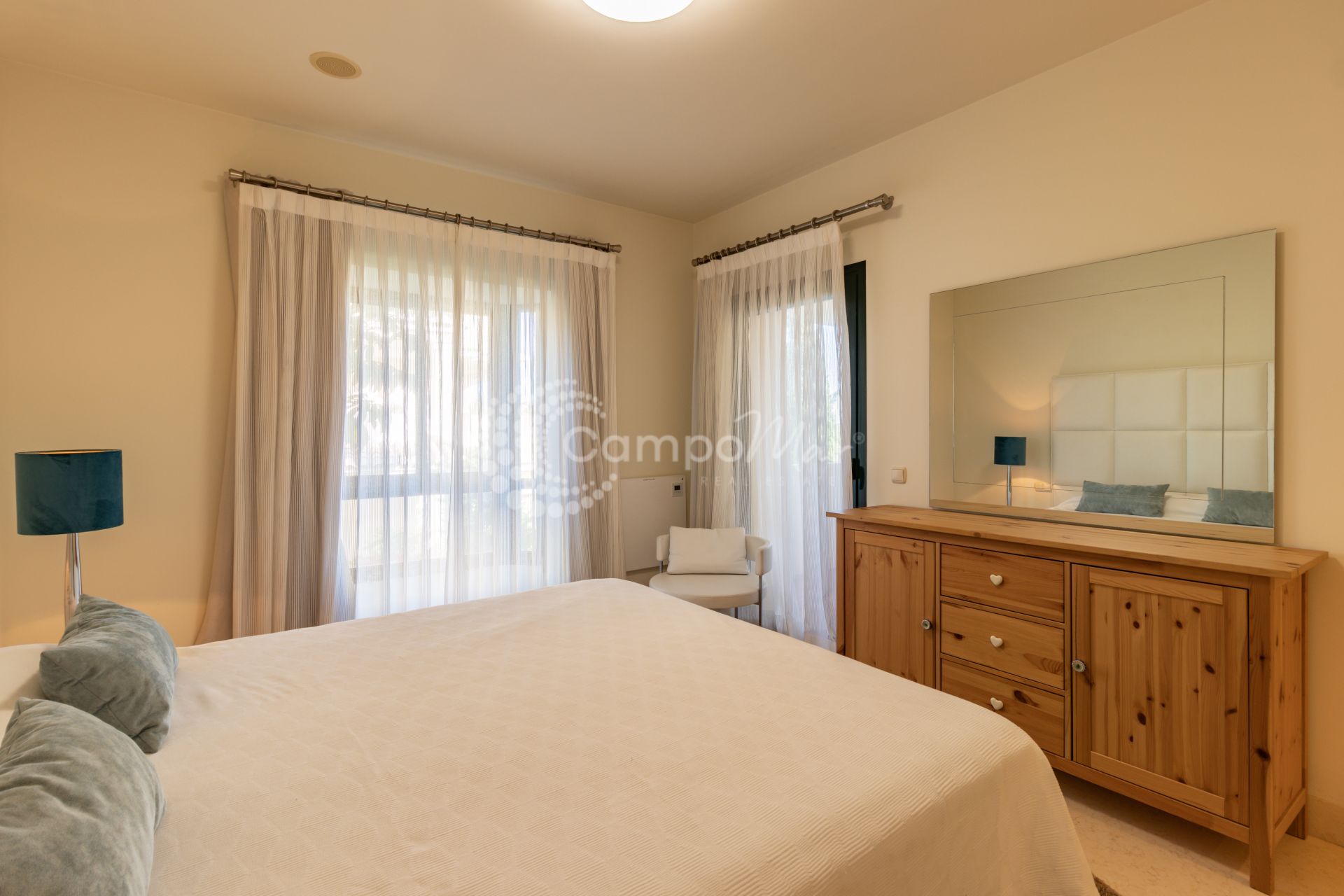 Apartment in Los Capanes del Golf, Benahavis