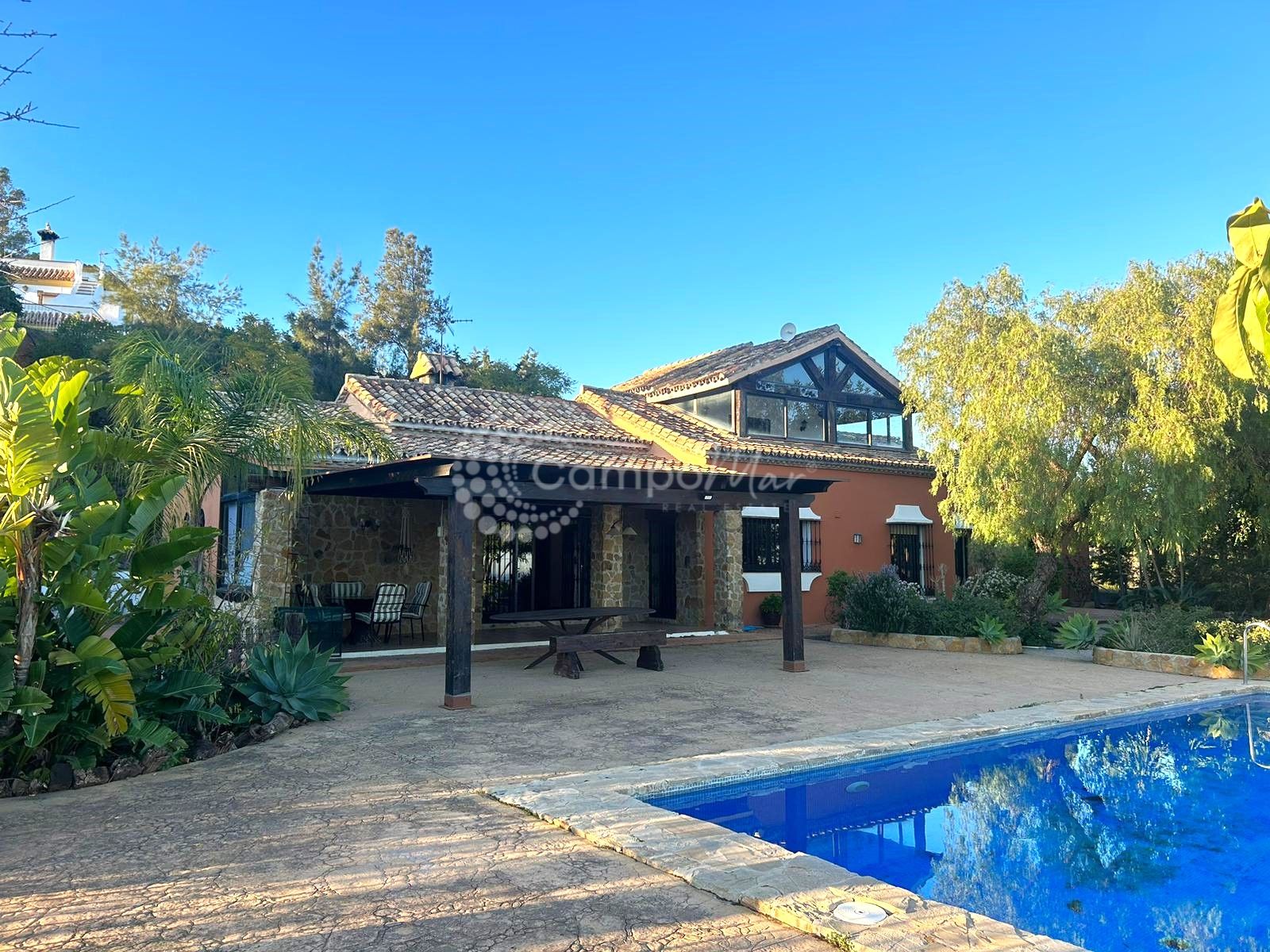 Casa de Campo en Los Reales - Sierra Estepona, Estepona