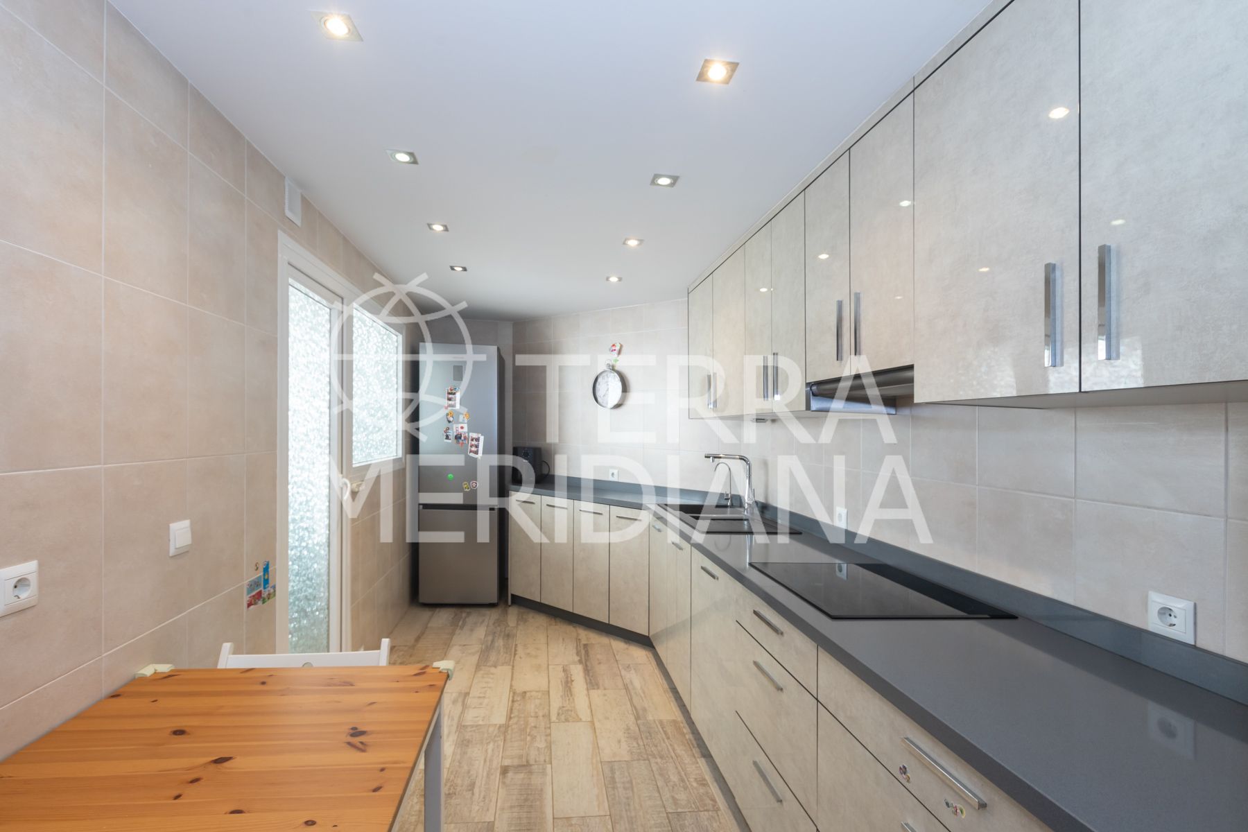 Flat in Nueva Andalucia, Marbella