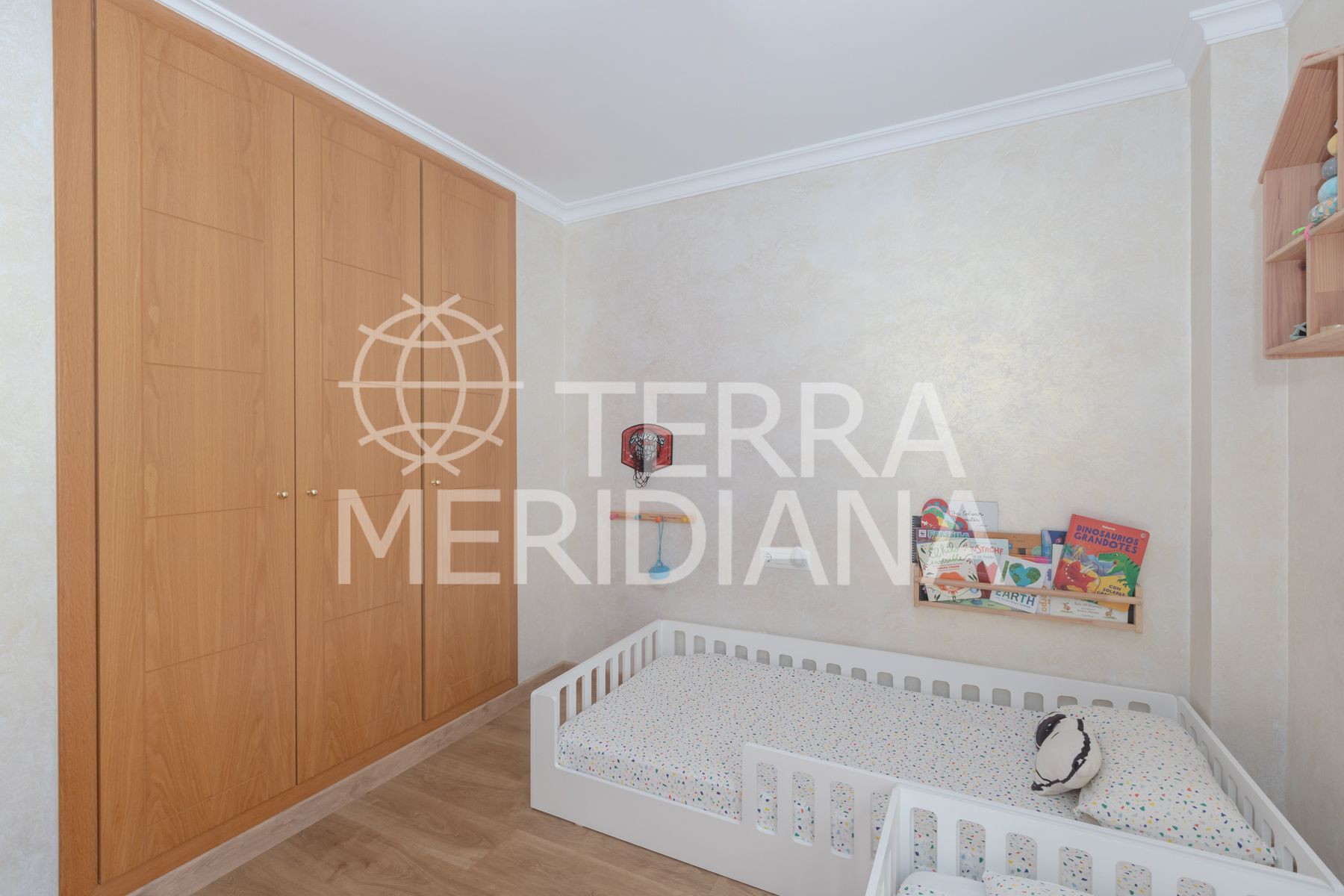 Flat in Nueva Andalucia, Marbella