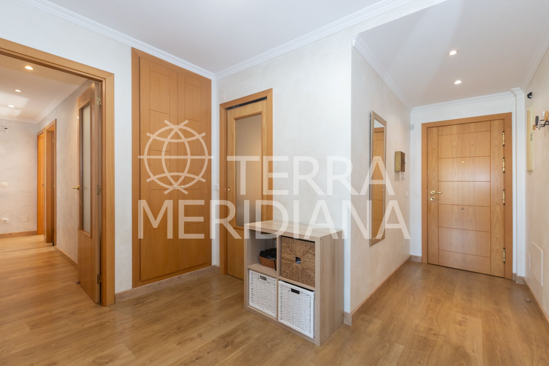 Flat in Nueva Andalucia, Marbella