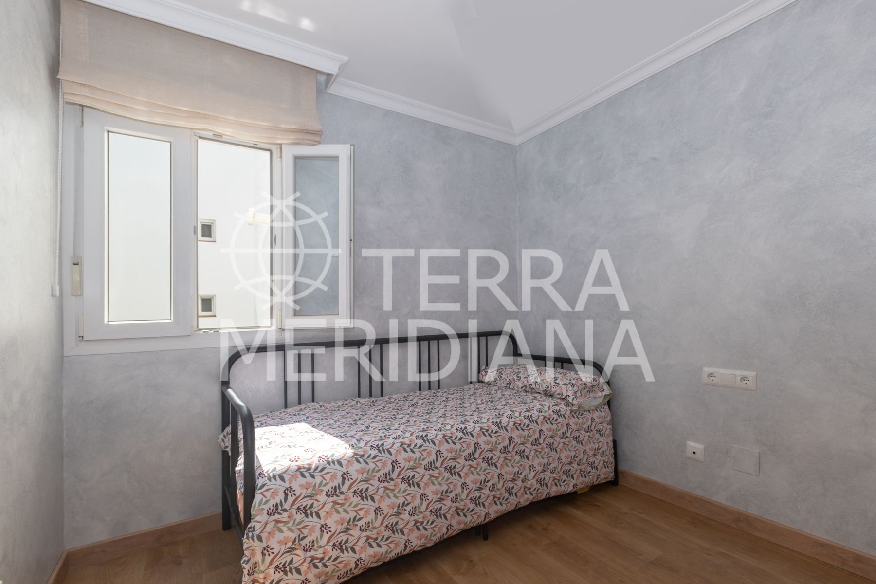 Flat in Nueva Andalucia, Marbella