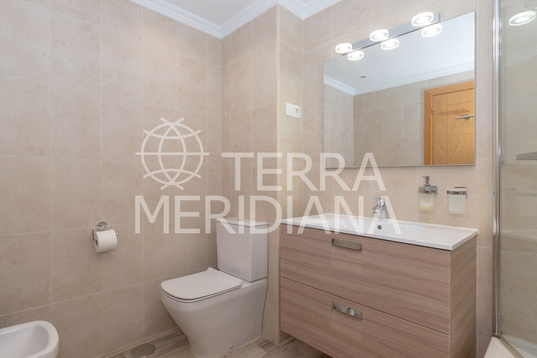 Flat in Nueva Andalucia, Marbella