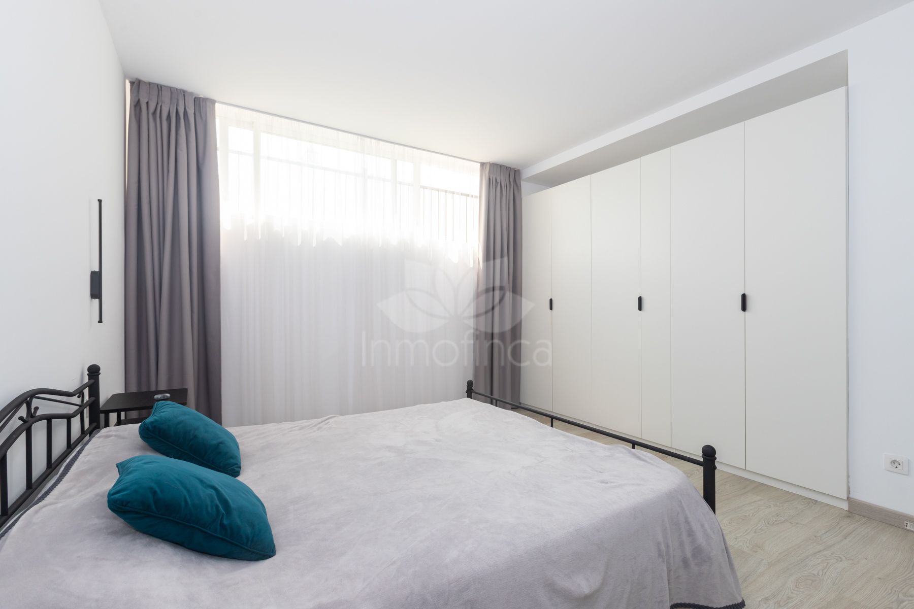 Apartamento en Paraiso Pueblo, Benahavis