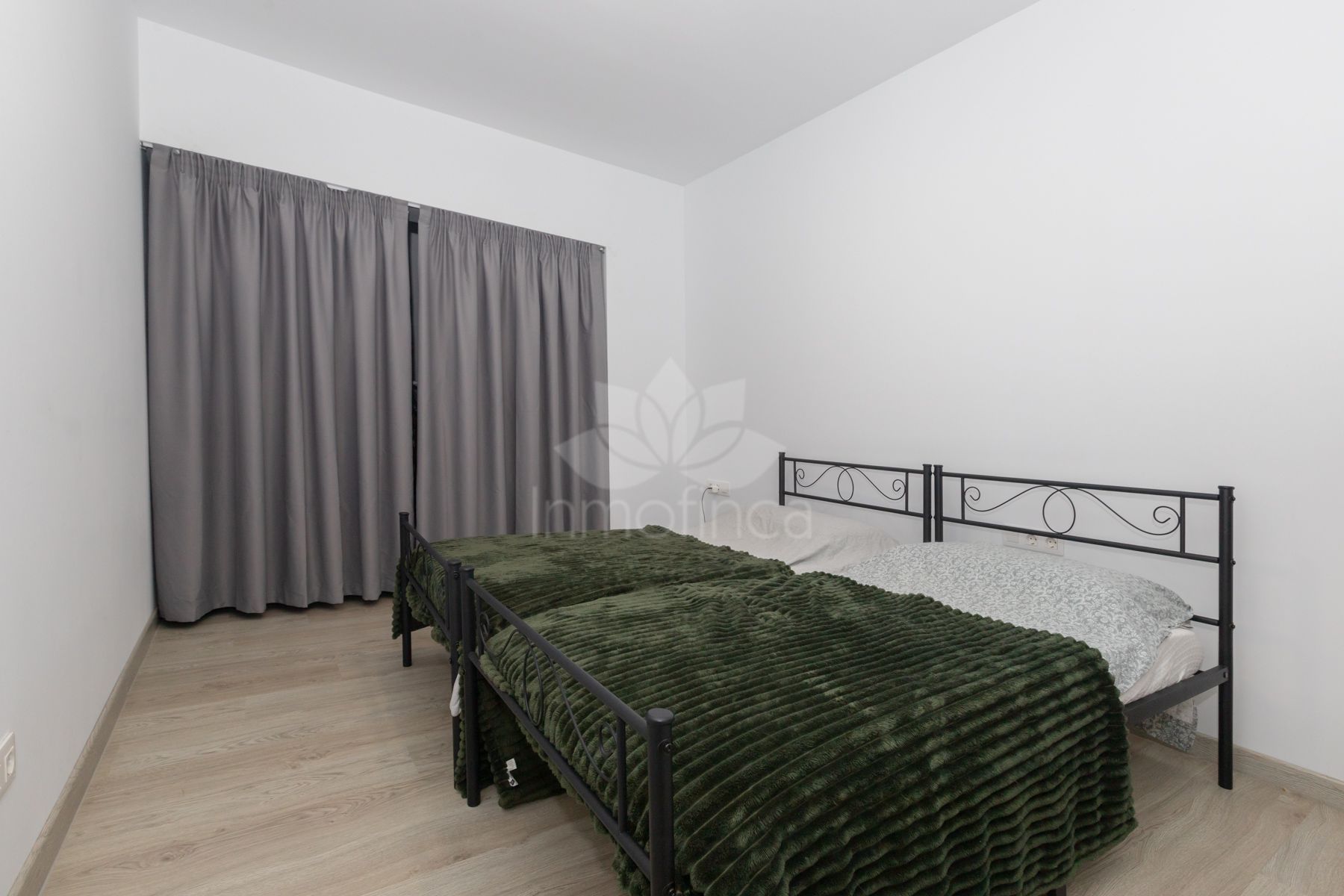 Apartamento en Paraiso Pueblo, Benahavis