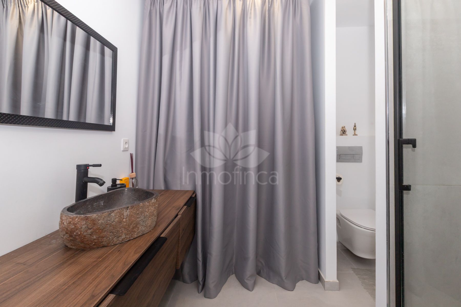 Apartamento en Paraiso Pueblo, Benahavis